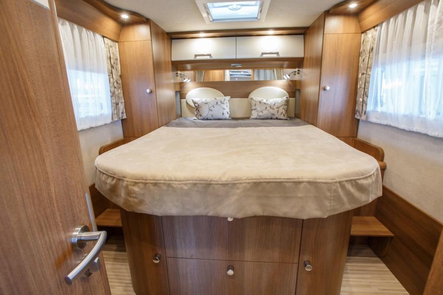 Интерьер Carthago C-Tourer I 2015 года  (фото 19 из 31)